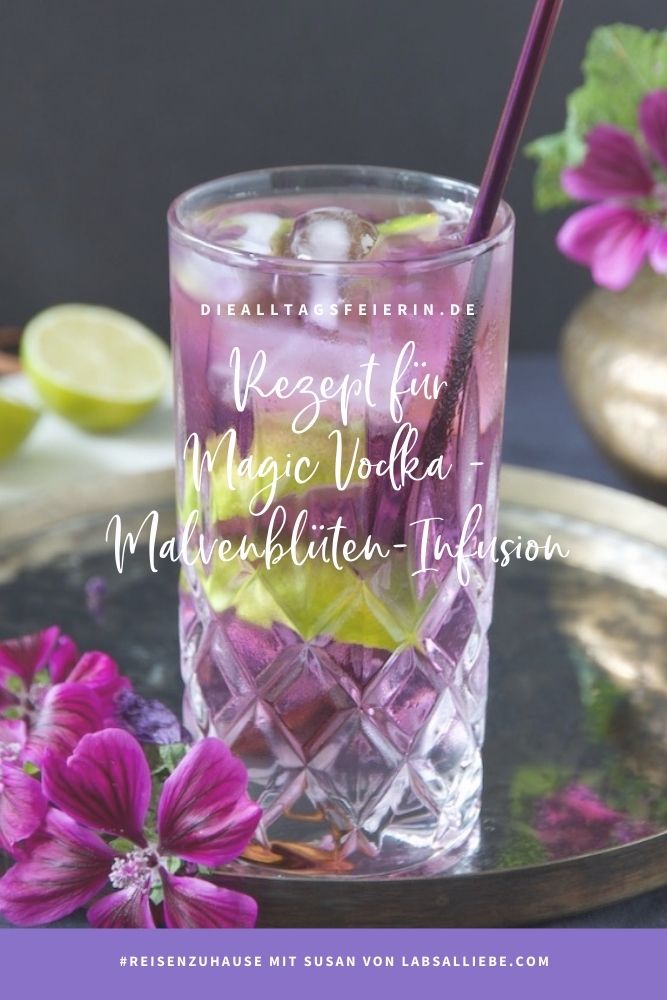 Malvenblüten-Infusion, Malvenblütentee mal magisch. Magic Vodka-Malvenblüten-Infusion von Susan Labsalliebe.com
