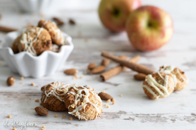 Rezept für Apfel-Kekse mit Mandeln und Zimt, eine einfache Leckerei für das ganze Jahr