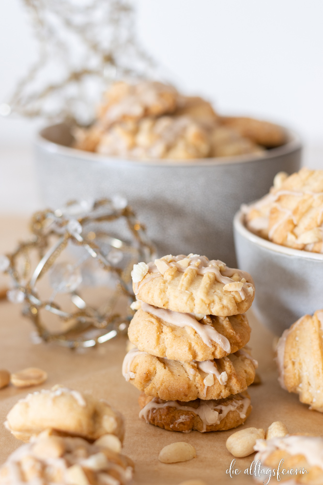 Erdnuss-Kekse, Rezept für die Weihnachtsbäckerei, Plätzchenrezepte auf diealltagsfeierin.de