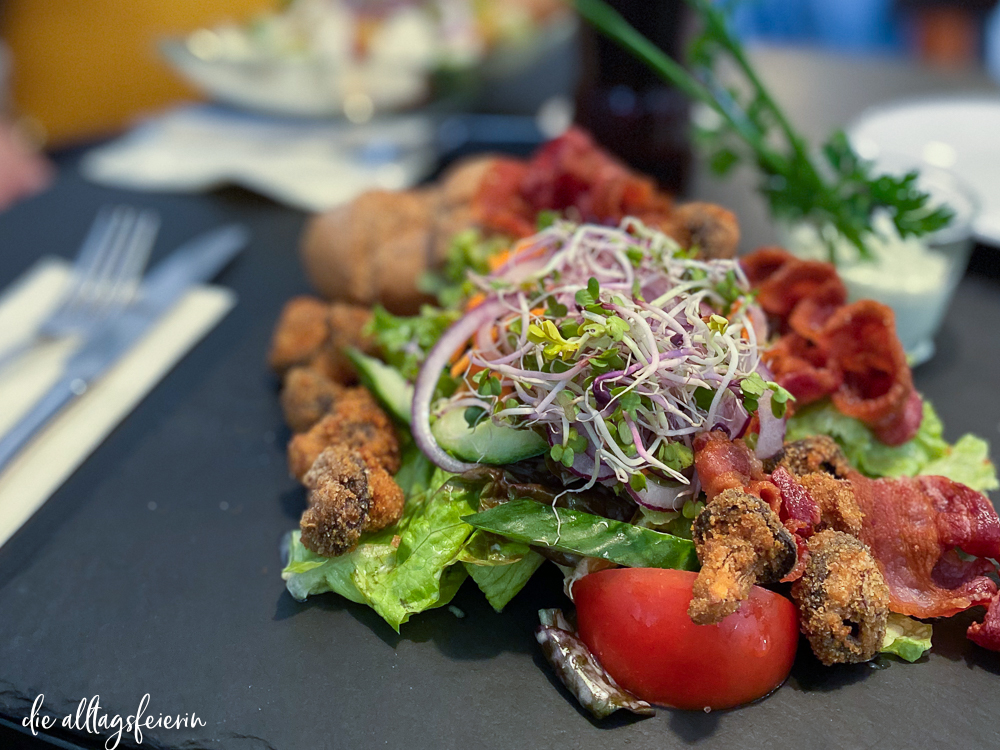 Wochenrückblick No 38-2024, Salat Schloßcafé, diealltagsfeierin.de