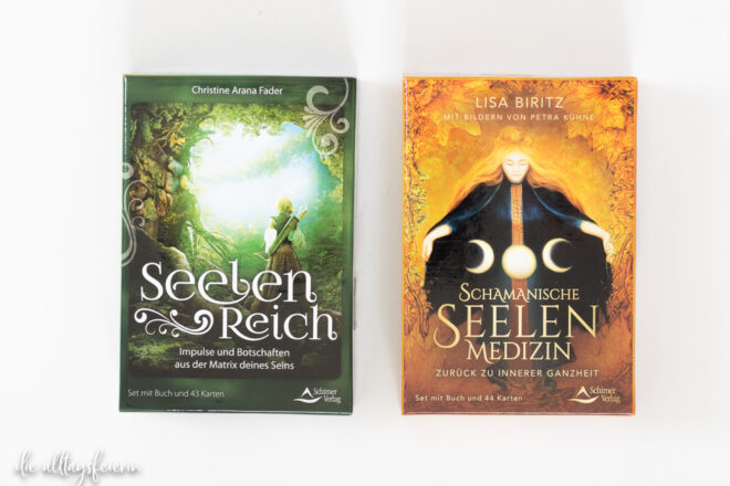 Rezension - die Kartensets "Seelen-Reich" und "Schamanische Seelenmedizin", Schirner Verlag, diealltagsfeierin.de